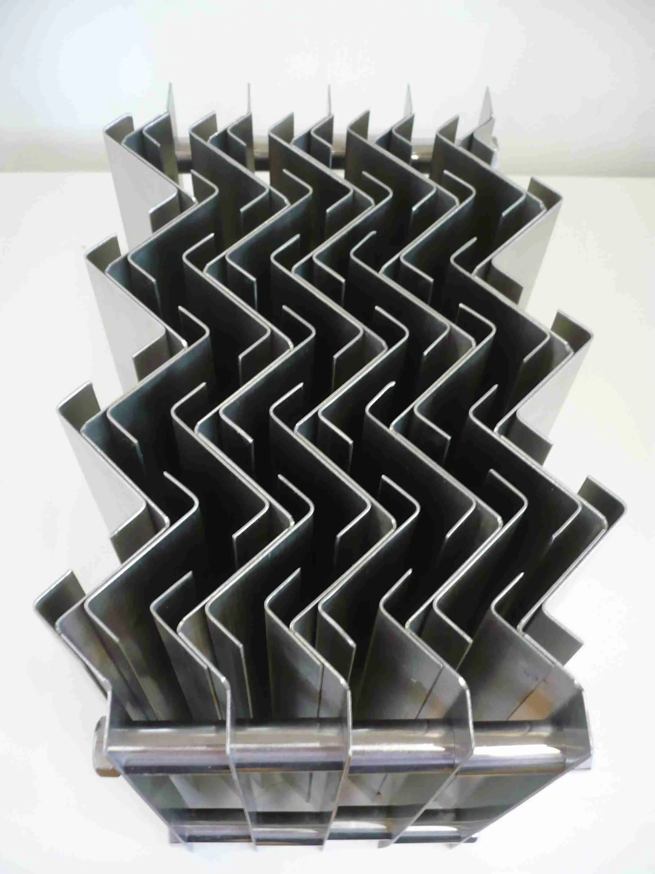 Vane Pack Mist Eliminators: Design, Sizing, and Performance Optimization